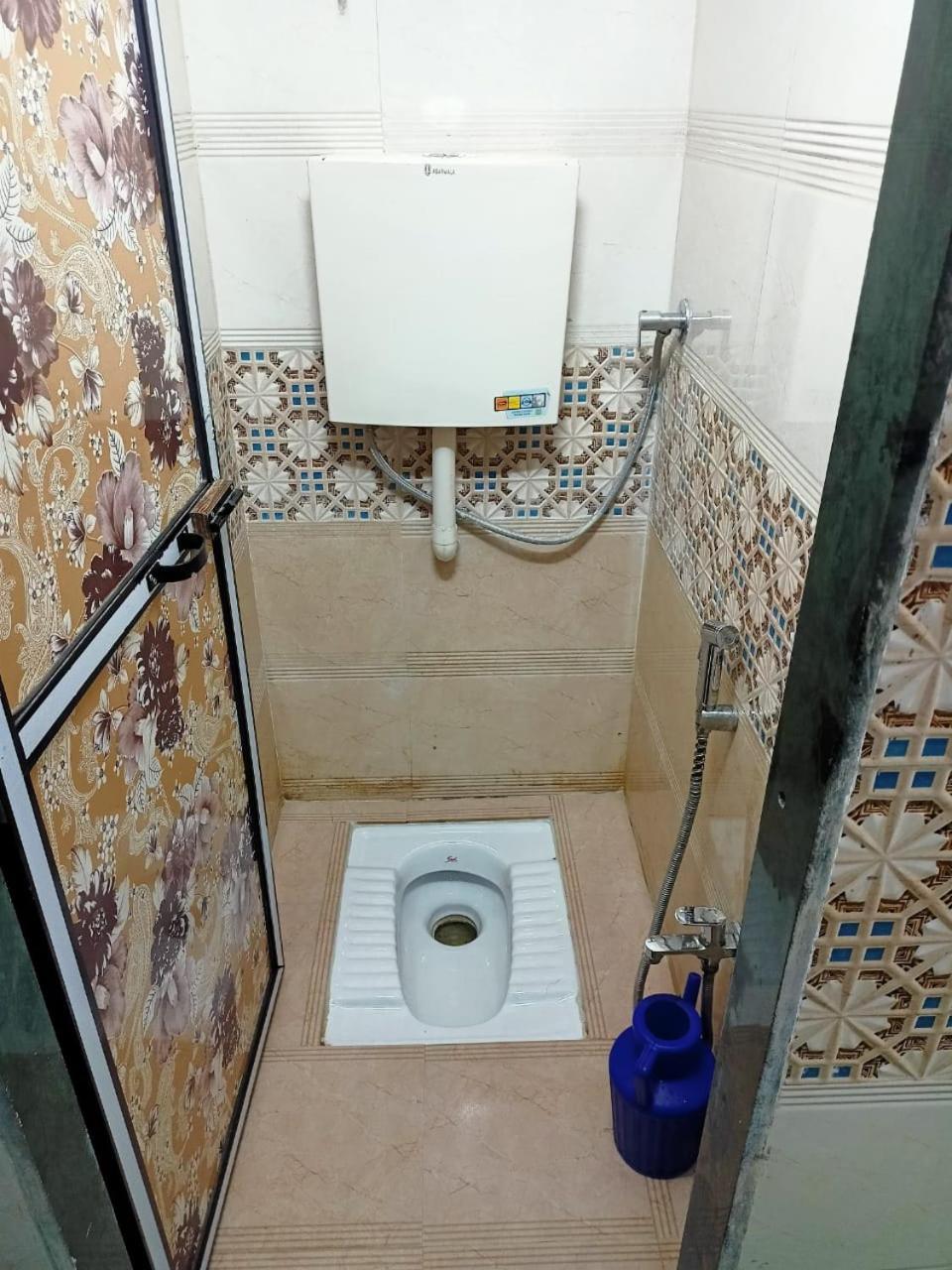 Hotel Golden View Dormitory Bombay Esterno foto